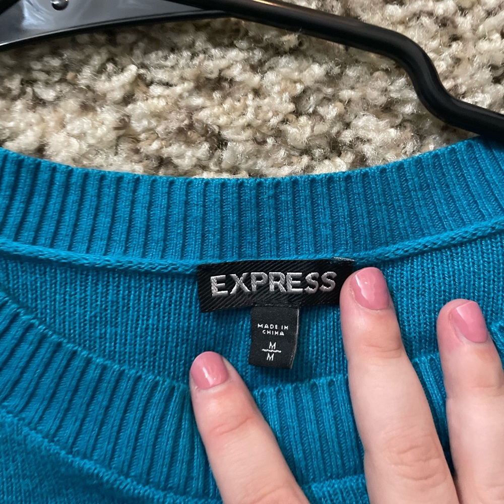 Express sweater Size M